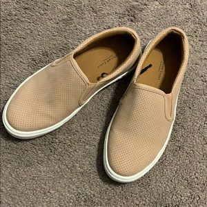 American Eagle Shoes